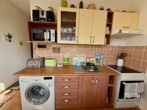 Prodej bytu 2+1, Kadaň, Chomutovská, 52 m2