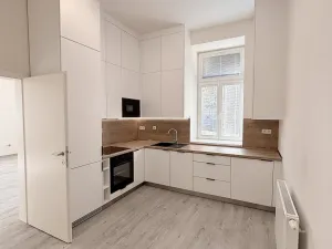 Pronájem bytu 1+1, Olomouc, Dobrovského, 47 m2