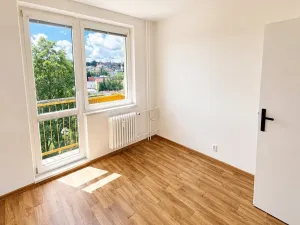 Pronájem bytu 3+1, Třebíč, Obránců míru, 75 m2