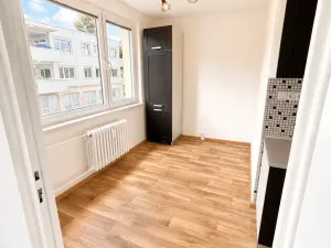 Pronájem bytu 3+1, Třebíč, Obránců míru, 75 m2