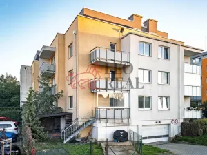 Prodej bytu 2+kk, Praha - Uhříněves, U uhříněveské obory, 44 m2