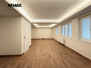 Pronájem vily, Praha - Nebušice, Na Malé Šárce, 302 m2