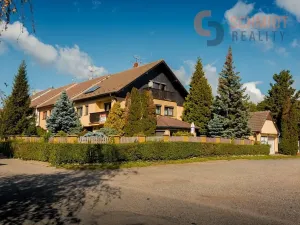 Prodej vícegeneračního domu, Hlohovec, Dolní konec, 259 m2