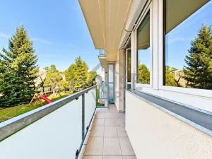 Prodej bytu 2+1, Praha - Modřany, U zastávky, 54 m2