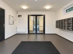 Pronájem bytu 1+kk, Brno, třída Generála Píky, 36 m2