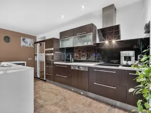 Prodej rodinného domu, Chotíkov, 280 m2