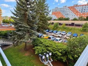 Prodej bytu 4+1, Praha - Řepy, Zrzavého, 83 m2