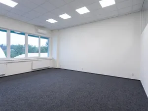 Pronájem kanceláře, Brno - Horní Heršpice, Traťová, 38 m2