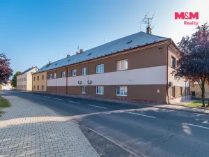 Prodej bytu 2+1, Kryry, náměstí Československé armády, 64 m2