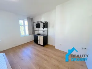 Pronájem bytu 1+kk, Děčín, Nerudova, 20 m2
