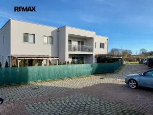 Pronájem rodinného domu, Mukařov, Na Kopci, 103 m2