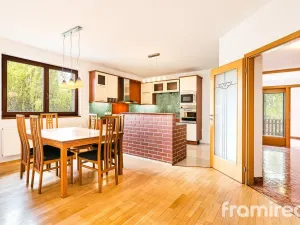 Prodej rodinného domu, Ohrobec, Krátká, 400 m2