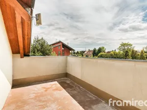 Prodej rodinného domu, Ohrobec, Krátká, 400 m2