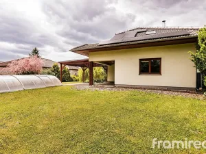 Prodej rodinného domu, Ohrobec, Krátká, 400 m2