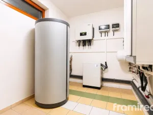 Prodej rodinného domu, Ohrobec, Krátká, 400 m2