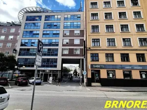 Pronájem garážového stání, Brno, Příkop, 12 m2