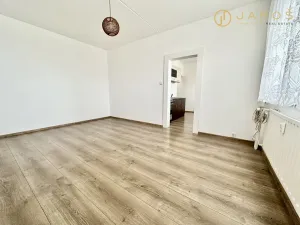 Pronájem bytu 1+1, Klášterec nad Ohří, Dlouhá, 35 m2