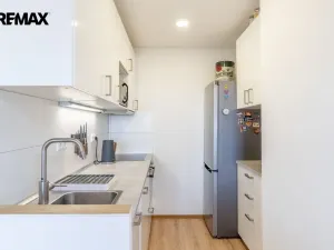 Pronájem bytu 2+kk, Praha - Chodov, V jezírkách, 45 m2