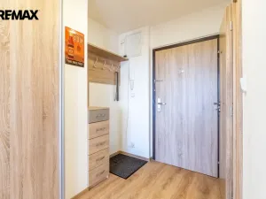 Pronájem bytu 2+kk, Praha - Chodov, V jezírkách, 45 m2