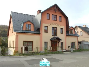 Prodej podílu 1/2 rodinného domu, Hejnice, Klášterní, 690 m2