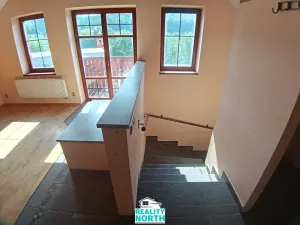 Prodej podílu 1/2 rodinného domu, Hejnice, Klášterní, 690 m2