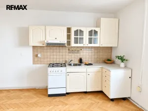Prodej bytu 1+kk, Litvínov - Horní Litvínov, Podkrušnohorská, 38 m2