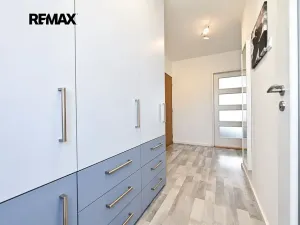 Prodej bytu 3+1, Milovice, Dukelská, 72 m2