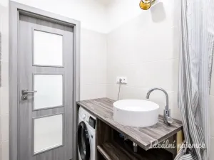 Pronájem bytu 2+kk, Praha - Horní Měcholupy, Nad přehradou, 43 m2
