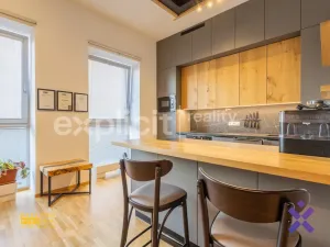 Pronájem bytu 1+kk, Zlín, Lorencova, 28 m2