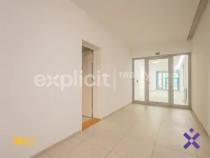 Pronájem bytu 1+kk, Zlín, Lorencova, 28 m2