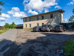 Prodej vícegeneračního domu, Veselá, 265 m2