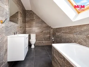 Pronájem rodinného domu, Hory, 125 m2