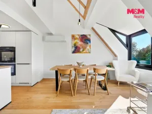 Prodej bytu 2+kk, Praha - Jinonice, Řeporyjská, 79 m2
