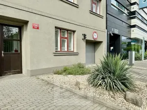 Pronájem bytu 1+kk, Praha - Smíchov, 30 m2