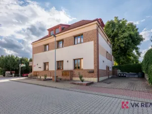 Prodej činžovního domu, Praha - Horní Počernice, Rožnovská, 569 m2