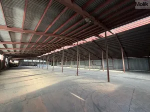 Pronájem skladu, Malé Březno, 1800 m2