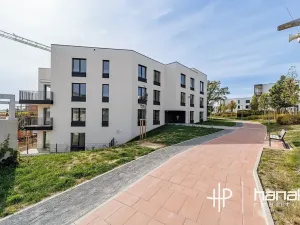 Pronájem bytu 2+kk, Olomouc, Milana Ticháka, 56 m2