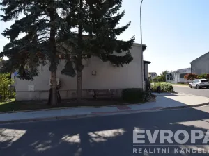 Prodej obchodního prostoru, Jestřabí Lhota, 230 m2