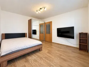 Pronájem bytu 1+1, Praha - Letňany, Křivoklátská, 31 m2