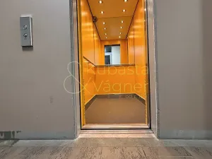 Prodej bytu 3+1, Chrudim, Na Větrníku, 72 m2