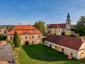 Prodej historického objektu, Jesenice, Plzeňská, 430 m2