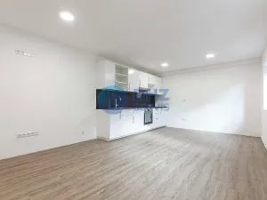 Pronájem bytu 4+kk, Hořátev, 90 m2