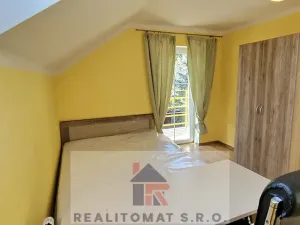 Pronájem rodinného domu, Šestajovice, Ve Skále, 160 m2