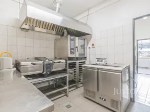 Pronájem restaurace, Praha - Bubeneč, Čs. armády, 133 m2
