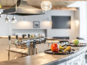 Pronájem restaurace, Praha - Bubeneč, Čs. armády, 133 m2