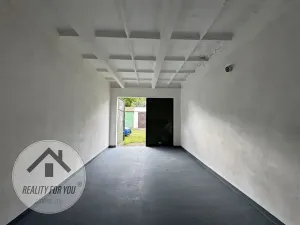 Pronájem garáže, Mladá Boleslav, Nádražní, 19 m2