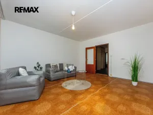 Prodej bytu 3+1, Praha - Modřany, Platónova, 74 m2