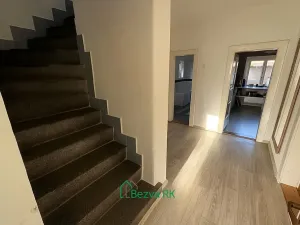 Prodej rodinného domu, Králův Dvůr, Pod Hájem, 135 m2