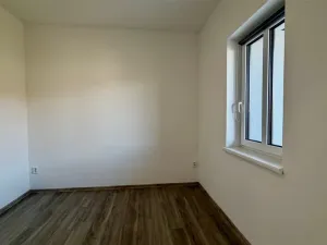 Pronájem bytu 2+kk, Cheb, Osvobození, 50 m2