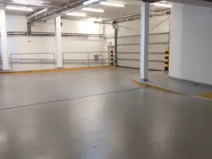Pronájem garážového stání, Praha - Hloubětín, Modrého, 16 m2